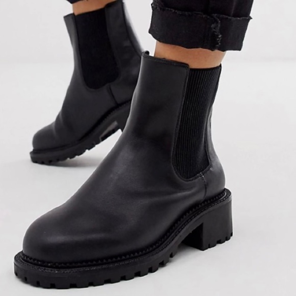 Michael Kors Leather High Chelsea Boots